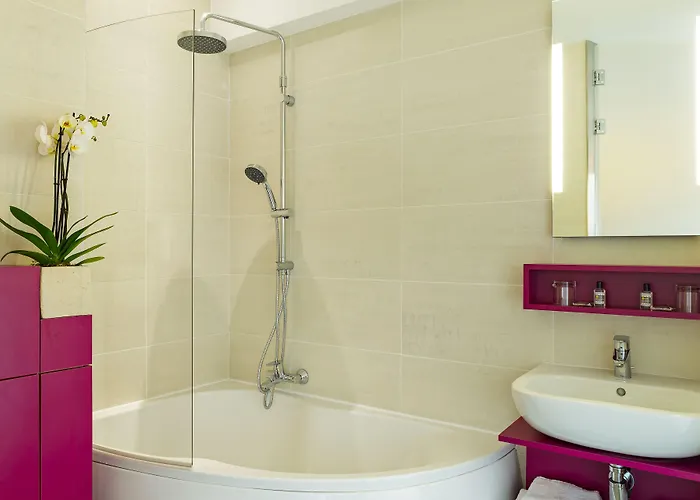 オテル ル ペール レオン